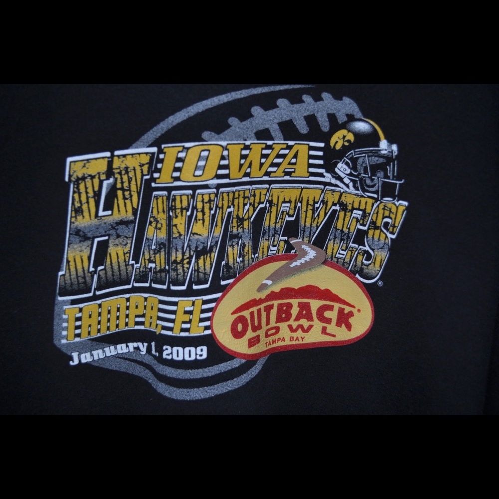 Iowa Vintage 2009 Outback Bowl Heavyweight Crew - Picture 2 of 4